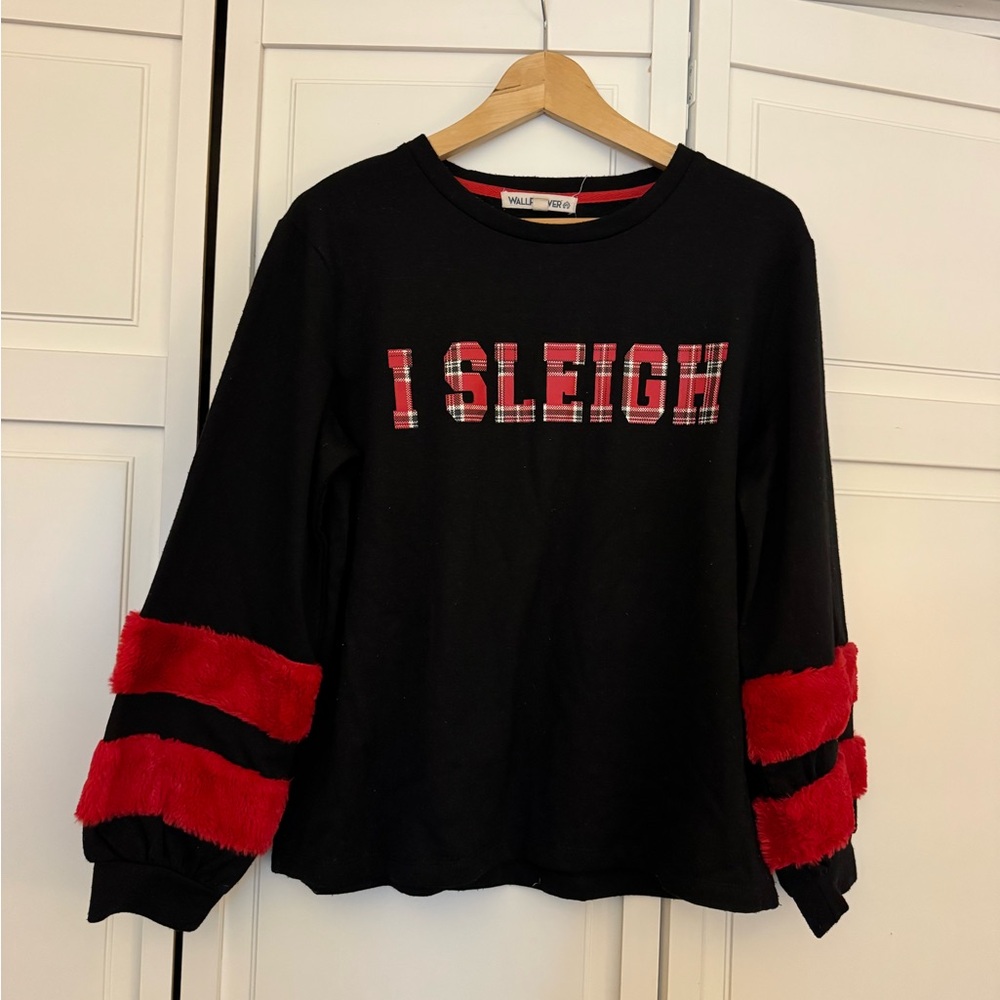 Wallflower Black and Red 'I Sleigh' Kids Sweatshirt